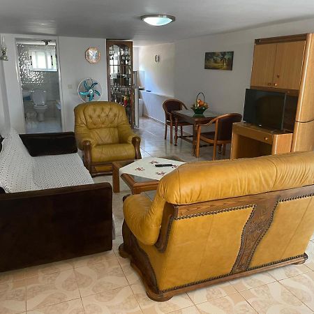 Apartamente Gleni Sarandë Exterior foto